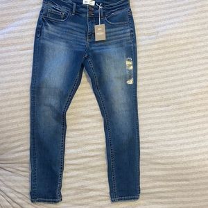 Brand new buckle jeans